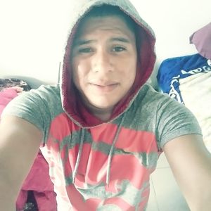 Meet your Posher, Elias